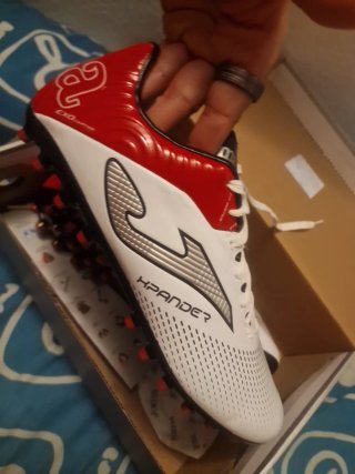 Zapatillas  Fútbol Césped Artificial Talla 42.5