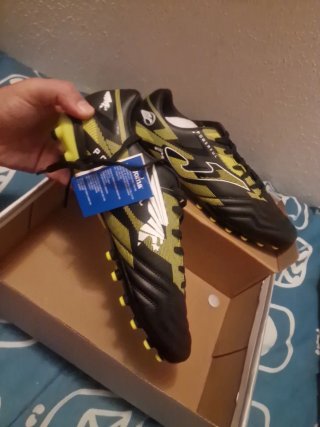 Zapatillas fútbol césped artificial Talla 43