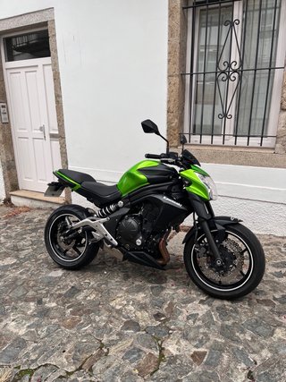Kawasaki ER6N (limitada A2)