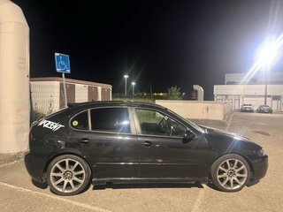 SEAT Leon 2004