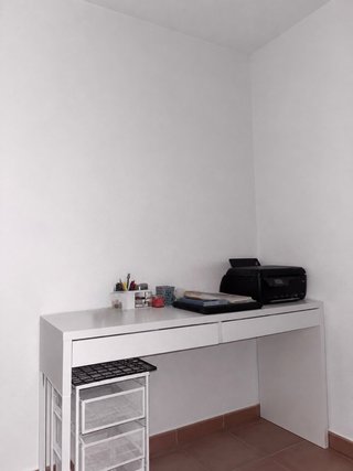 Scrivania Bianca Ikea Micke Usata