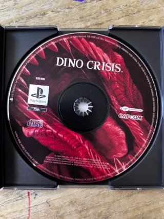 Dino Crisis PS1 (PlayStation 1)