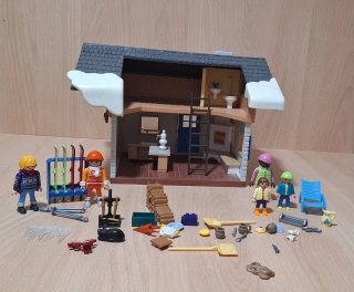 Playmobil Casa de Invierno con Figuras