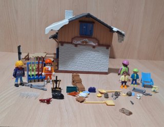 Playmobil Casa de Invierno con Figuras