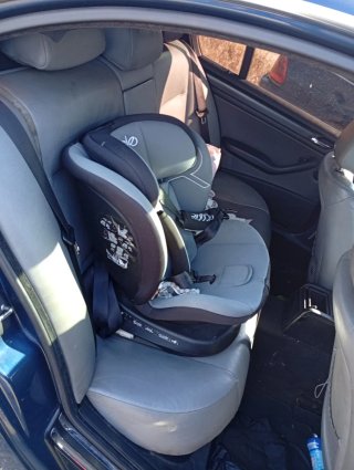 330d 204cv manual