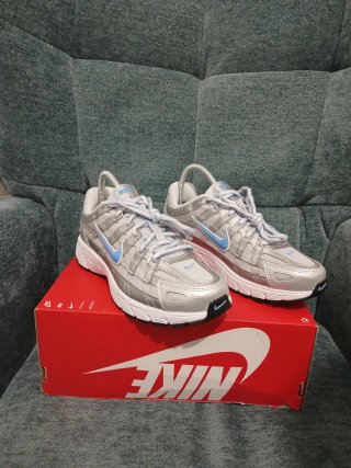Nike P-6000 GS Plata y Azul