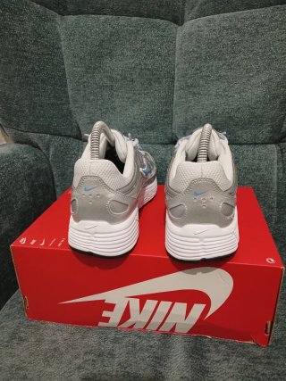 Nike P-6000 GS Plata y Azul
