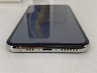 apple iphone xs 64gb