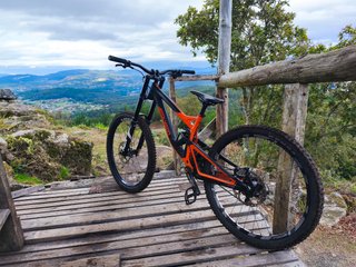 Bicicleta Descenso DH polygon collosus dh9