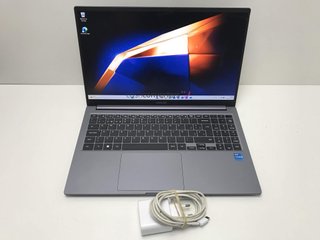 pc portatil samsung galaxy book 3