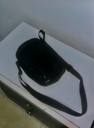 Riñonera Nike Negra