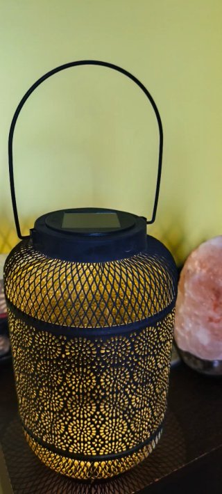 Farol de jardín metálico negro y dorado