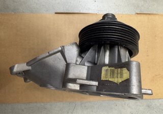 Bomba de agua BMW E46 330d