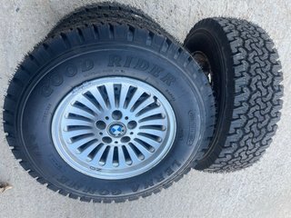 Neumáticos AT 235/75 R16 (4 unidades)