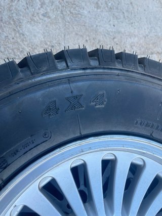 Neumáticos AT 235/75 R16 (4 unidades)