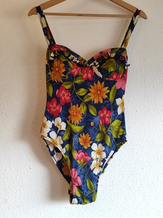 Bañador Rosa Ferrer flores bandeau