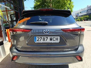 Toyota Highlander 2.5 Advance Auto 181 kW (246 CV)