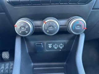 Renault Clio Intens TCe 66 kW (90 CV)