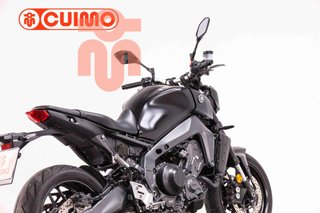 YAMAHA MT 09