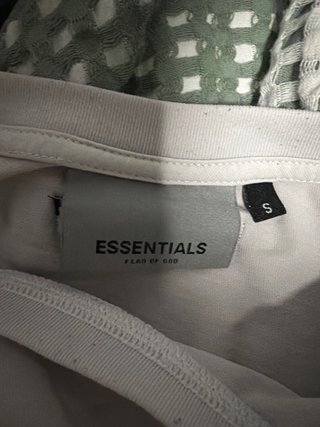 Camiseta Essentials Fear of God Blanca