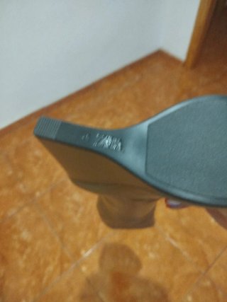 Botas altas beis talla 41
