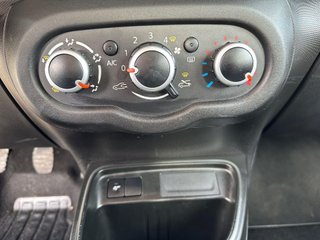Renault Twingo Intens SCe 55 kW (75 CV) GPF