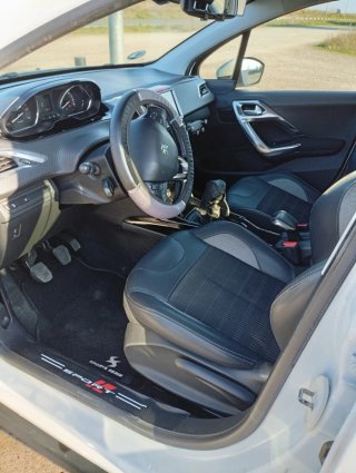 Peugeot 2008 2018.por viaje