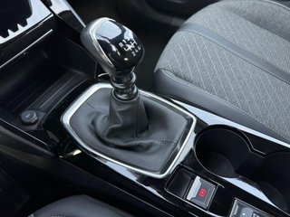 Peugeot 2008 PureTech 100 SANDS Active 75 kW (100 CV)
