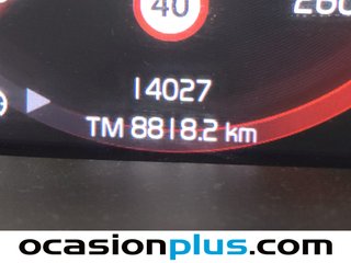 Volvo XC40 T2 Essential 95 kW (129 CV)