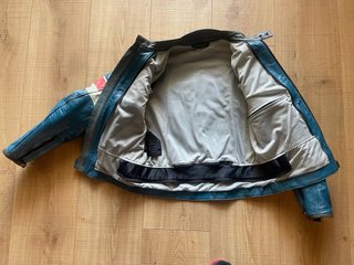 Chaqueta Dainese Moto Piel Semi nueva, muy cuidada