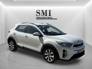 Kia Stonic 1.0 T-GDi MHEV iMT Concept 74 kW (100 CV)