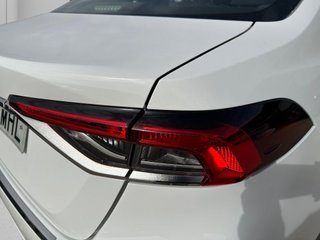 Toyota Corolla 1.5 Sedan Active 92 kW (125 CV)
