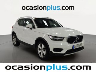 Volvo XC40 D3 Momentum 110 kW (150 CV)