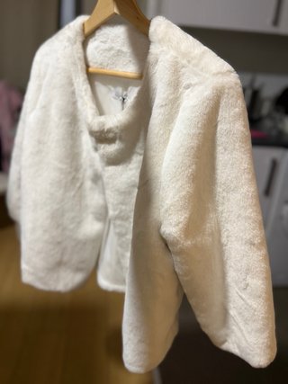 Elegante abrigo blanco talla S