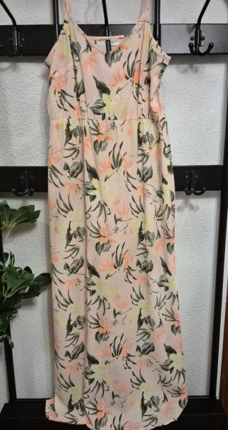Vestido H&M floral talla 44