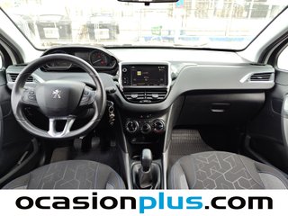 Peugeot 2008 PureTech 82 Style 60 kW (82 CV)