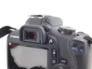 camara digital reflex canon eos 2000d