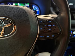 Toyota RAV4 220H Feel “ Mantenimiento incluido “
