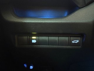Toyota RAV4 220H Feel “ Mantenimiento incluido “