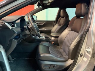 Toyota RAV4 220H Feel “ Mantenimiento incluido “