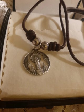 Conjunto Virgen del Pilar Plata y Cuero