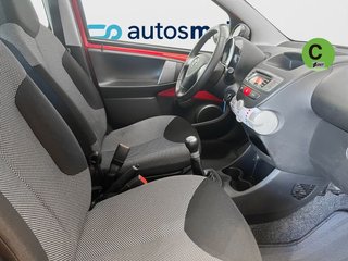 Toyota Aygo 70 City 50 kW (68 CV)