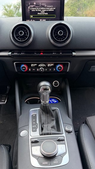 Audi A3 S-line Black-Line 40 TFSI quattro S-tronic