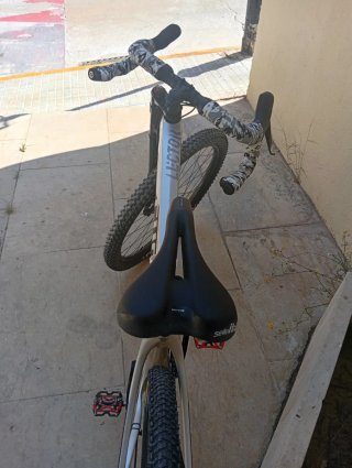 Bicicleta gravel Ghost Lector