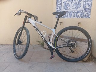 Bicicleta gravel Ghost Lector