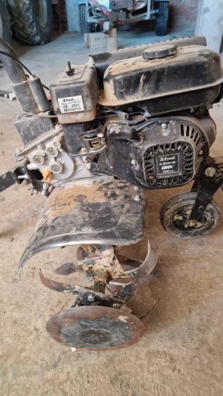Motoazada Oleo-Mac 182cc