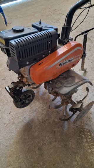 Motoazada Oleo-Mac 182cc