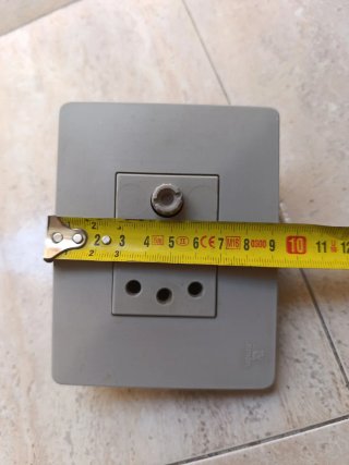 Simon 48. Base Enchufe 10A/380V