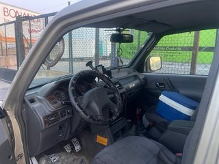 Mitsubishi Montero 1998