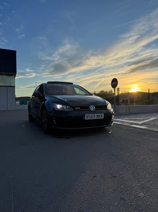 Volkswagen Golf 7 GTI 2015